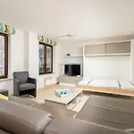 Le Cosy Miramar *